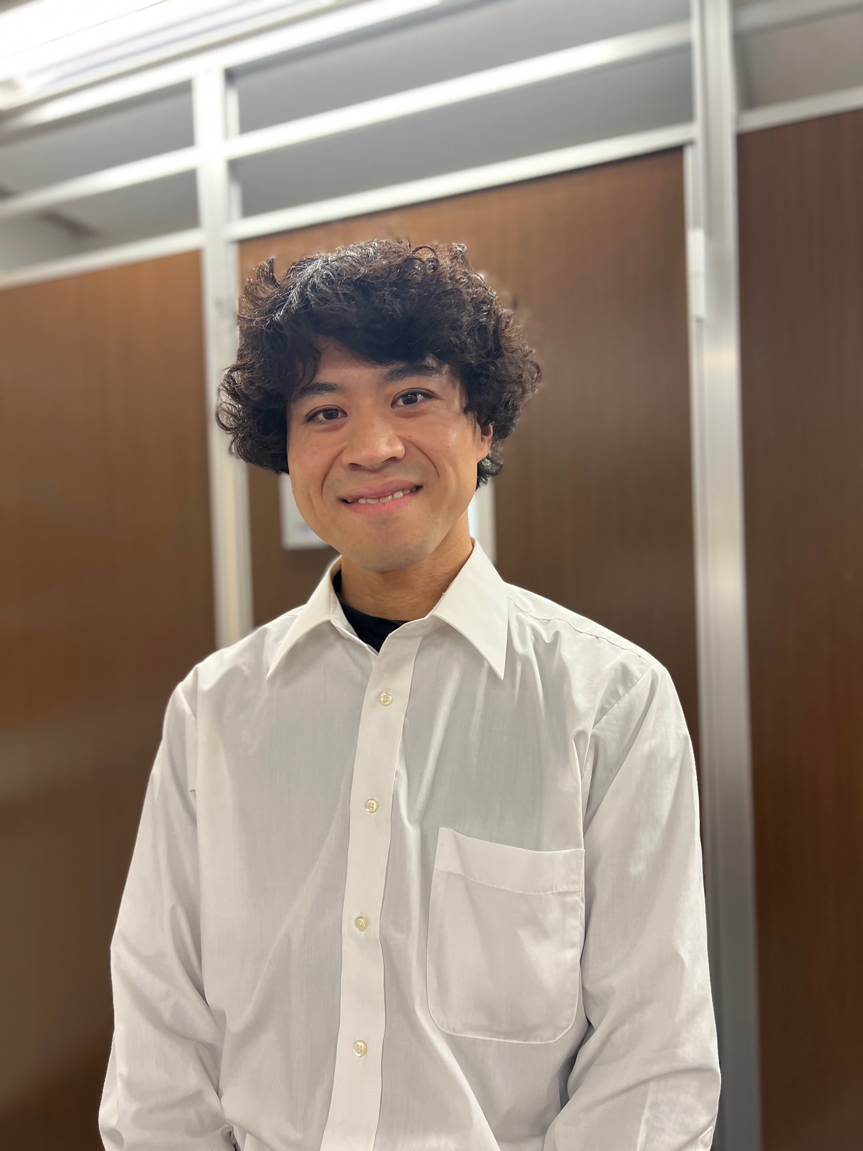 靍見 成矢